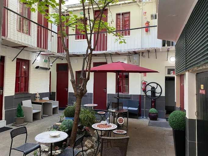 Food & Drinks, HOTEL CHEVALLIER, Hauts-de-Seine