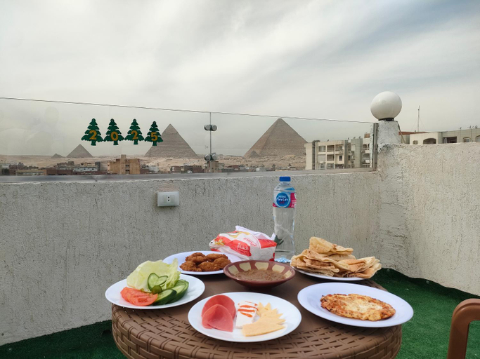 Food & Drinks 5, Sphinx Pyramids View, Al-Ahram