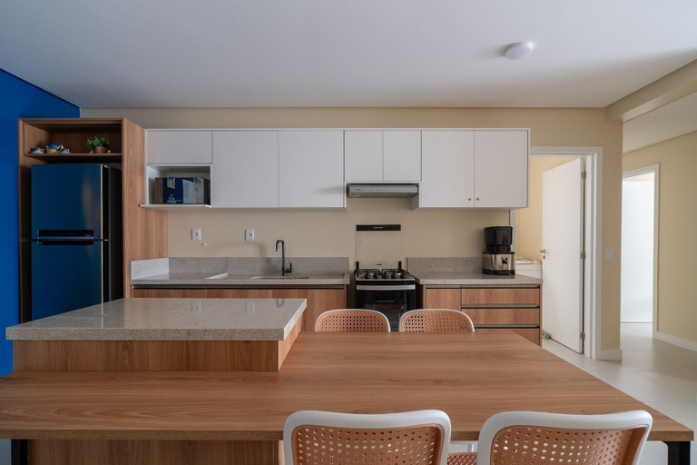 Private kitchen 3, Cannes Club Residence  500 metros do Mar, Florianopolis