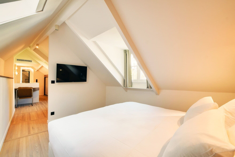 Room 2, Hotel Murmures Notre-Dame, Paris
