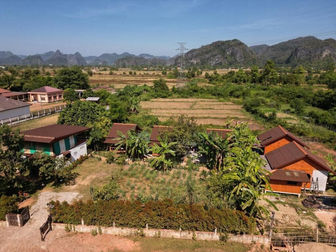 Others 3, Nana Bungalows, Thakhek