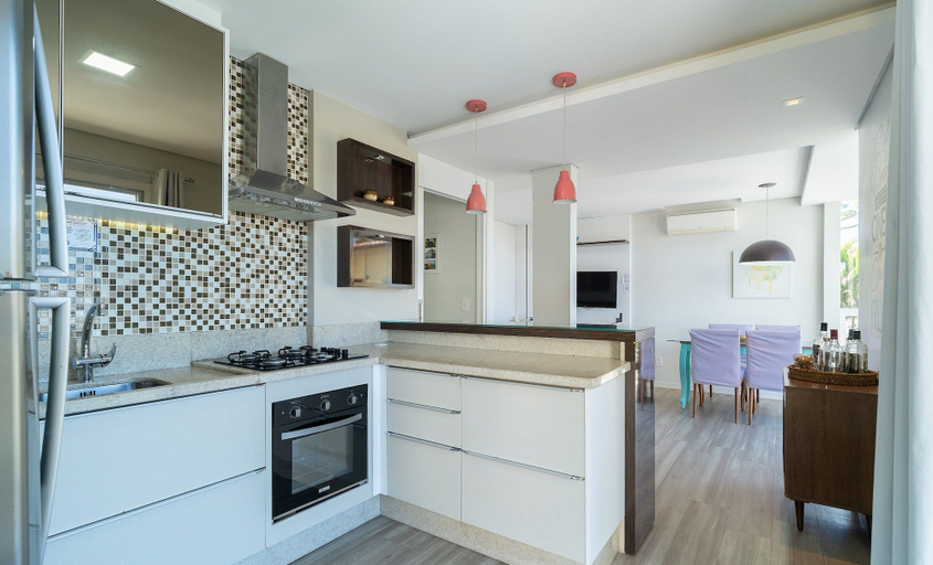 Private kitchen 3, Practical apt 550m fr Canasvieiras Beach Rtba1361, Florianopolis