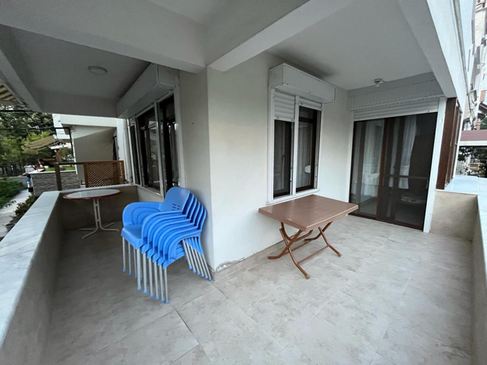 Outdoor dining 5, Özler Apart Pansiyon, Edremit