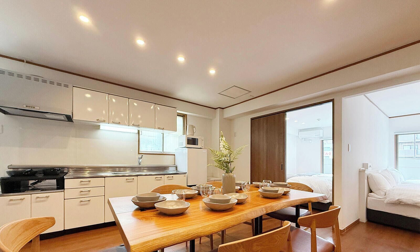 Living area 2, Tokaichi BLD, Hiroshima