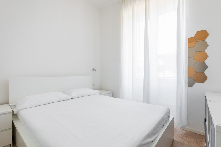 Room 2, San Gervasio Apartment by Wonderful Italy, Bologna