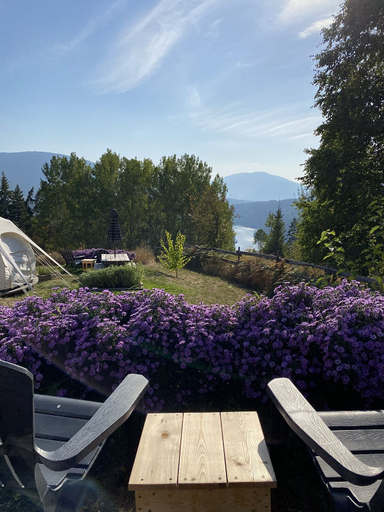Terrace/patio, Bear Spring Eco Retreat, Central Kootenay