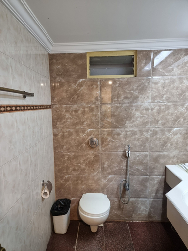 Bathroom 4, Hotel Maruya Palace, Mysore