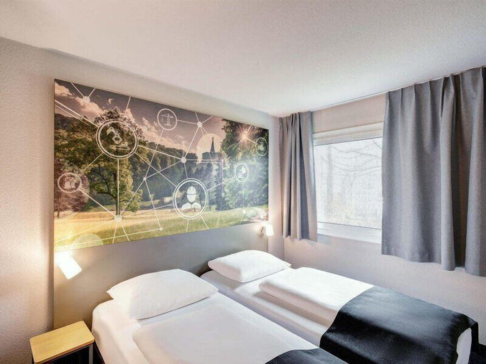 Bedroom 2, B&B Hotel Kassel-Industriepark, Kassel