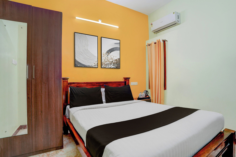 Room 2, CollectionO Sri Varadaraja PerumalTemple, Viluppuram