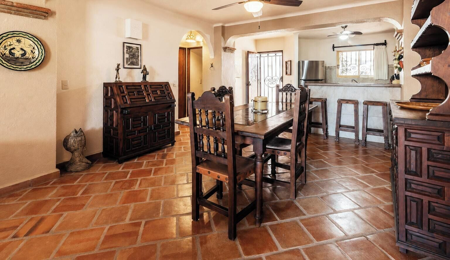 Dining 4, Ocean View 2Br Condo-balcony-beach-pool - 206, Puerto Vallarta