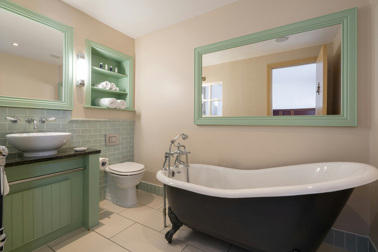 Bathroom 4, The Bushmills Inn, Causeway Coast and Glens