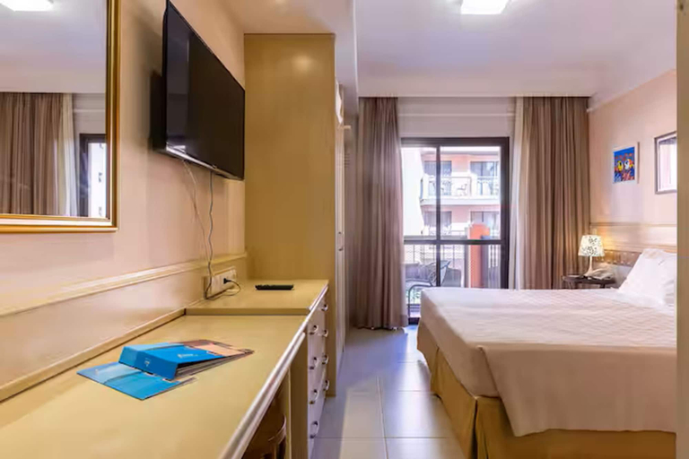 Room 5, Studio in a Luxurious Resort on the Beach Jbv214, Florianopolis