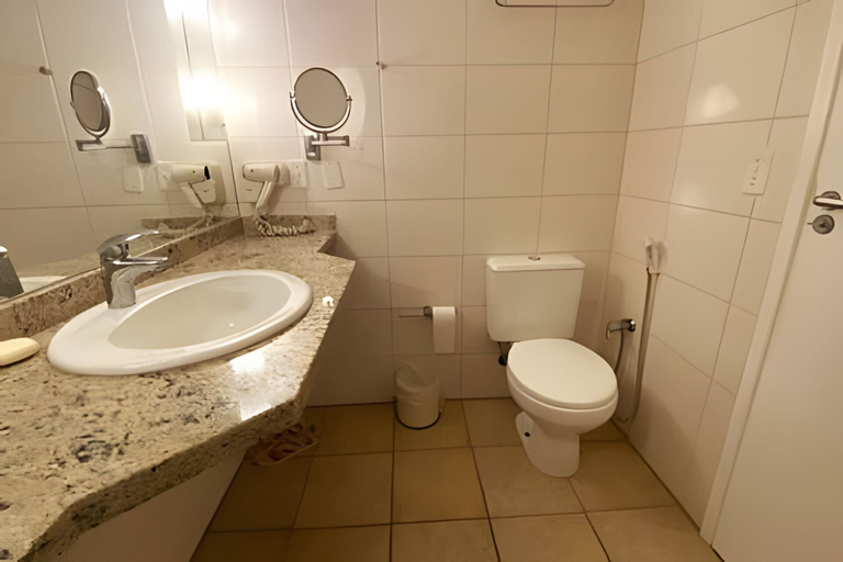 Bathroom 2, SHB Frente a praia com vista mar, Santos