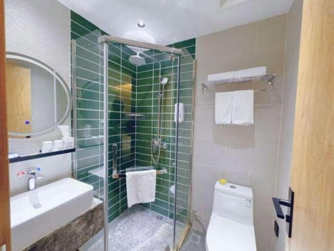 Bathroom 3, GreenTree Inn Nanjing Baijiahu, Nanjing