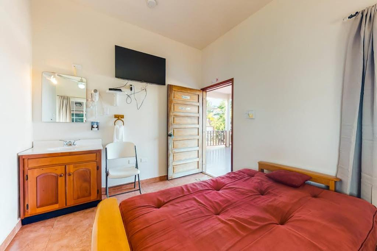 Bedroom 3, Grampa Puli at Isebei Guest House -Gold Standard Certified