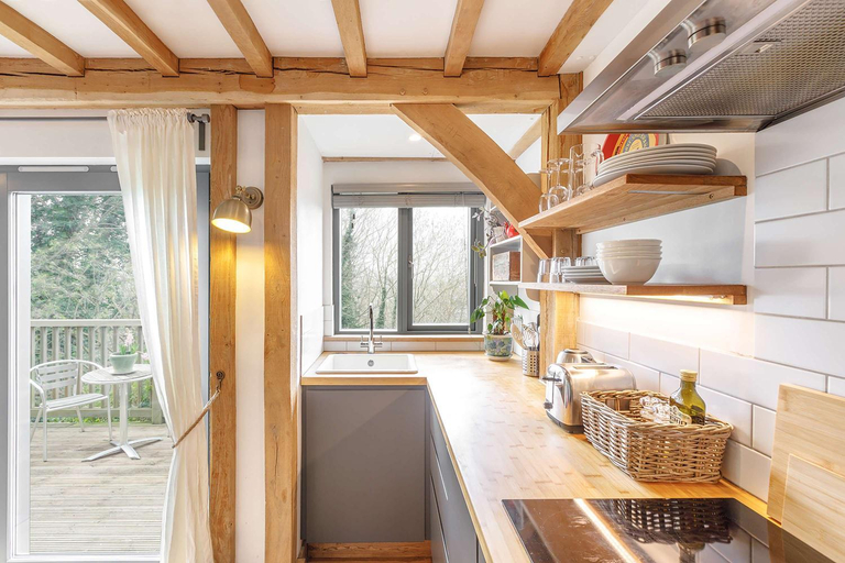 Kitchen 4, Host & Stay | Tree House, East Sussex