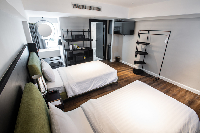 Bedroom 3, S Ram Leisure Hotel, Bang Kapi