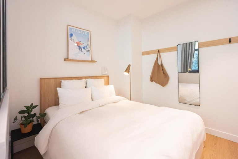 Bedroom 4, The Babel Community Hotel Grenoble, Isère