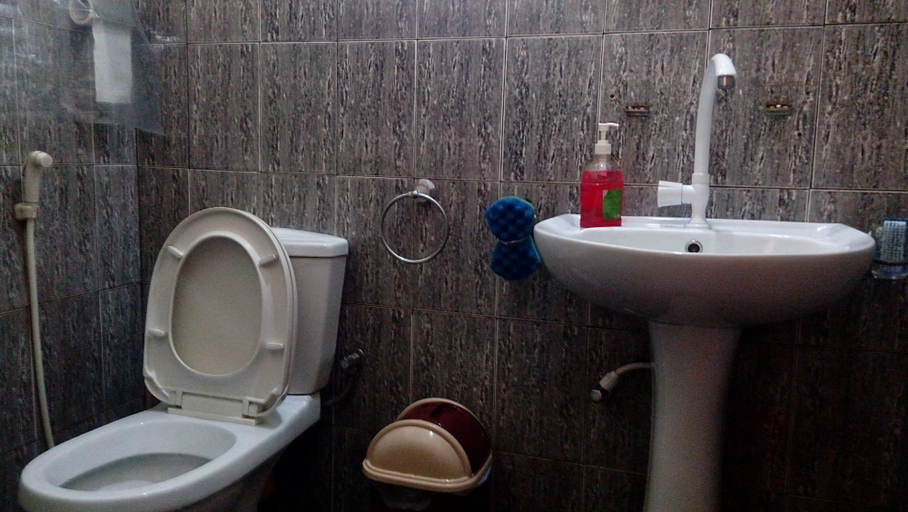 Bathroom, House Of Le Meridien, Katana