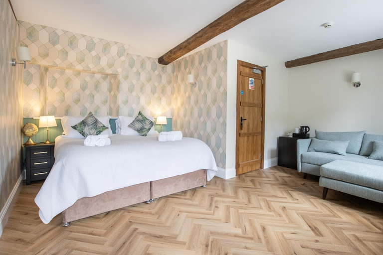 Bedroom 4, The Lighthouse Bed & Breakfast, Somerset
