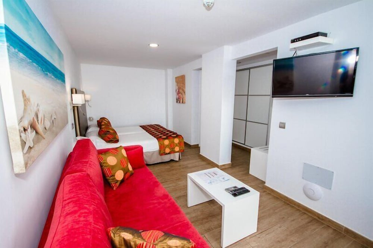 Bedroom 4, IG Nachosol Premium by Servatur (Adults Only), Las Palmas