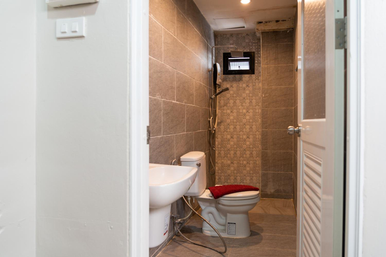Bathroom 4, We World Boutique Hatyai, Hat Yai