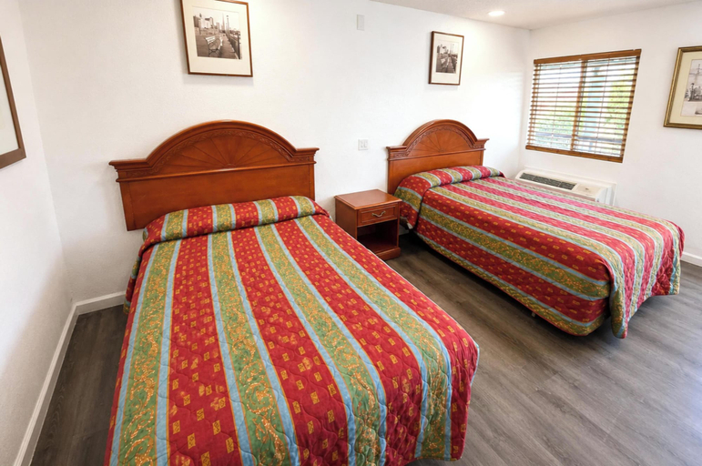 Bedroom 3, Solano Inn Vallejo Napa Valley / Six Flags, Solano