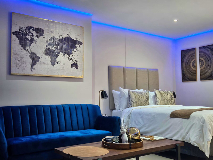 Room 2, Millennial Blue Haven, Pixley ka Seme
