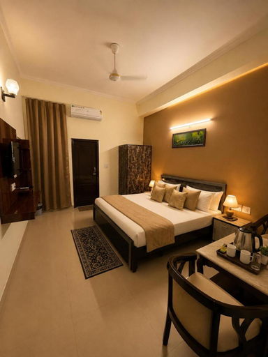 Bedroom 4, Hotel Lotus Inn, Gautam Buddha Nagar