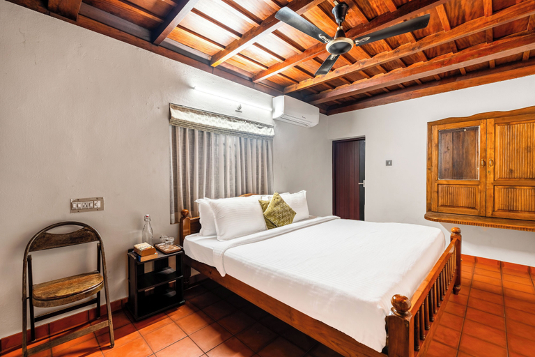 Room 4, Alaya stays Mangaly Heritage 3BHK Villa, Ernakulam