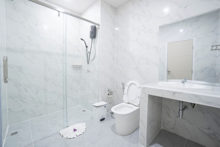 Bathroom 5, PP Garden Home, Lat Krabang