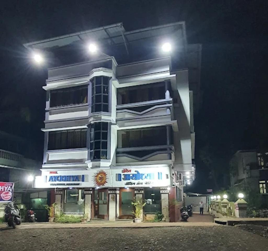 Others 3, Hotel Ayodhya, Ratnagiri