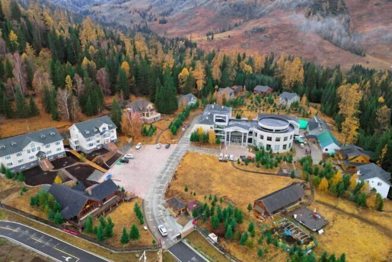 Exterior & Views 2, The Four Seasons Amusement Hotel Kanas, Altay