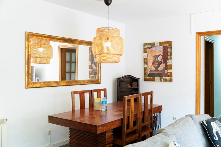 Others 5, Sunny apartment 3 blocks to the beach, Barcelona