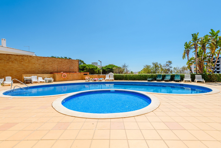 Sport & Beauty 4, Apartment Praia Dona Ana, Lagos