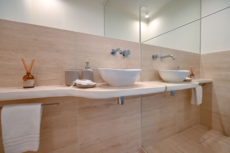 Bathroom 3, Corba Luxury Lake View Apartment, Lugano