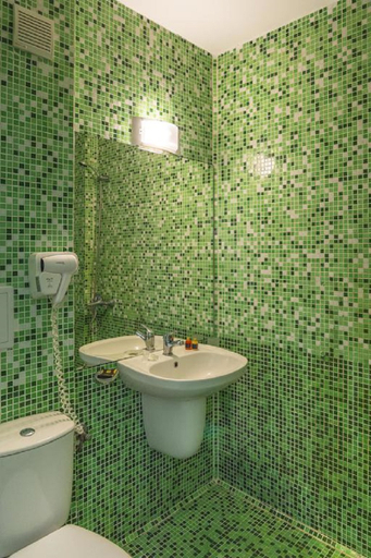 Bathroom, Hotel Dalis, Nesebar