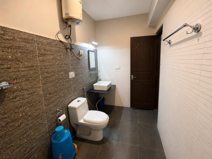 Bathroom 5, The Kaso Hotel In Gangtok, East Sikkim