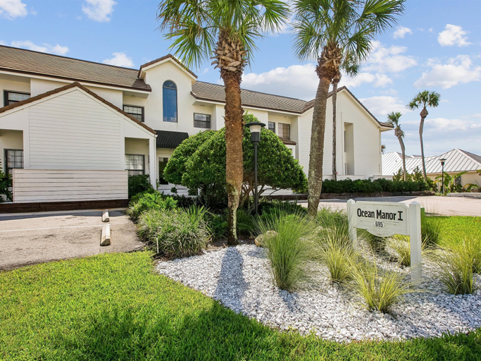 Exterior & Views 2, Ponte Vedra Ocean Manor 106-D by Distinctive Beach Rentals, Saint Johns