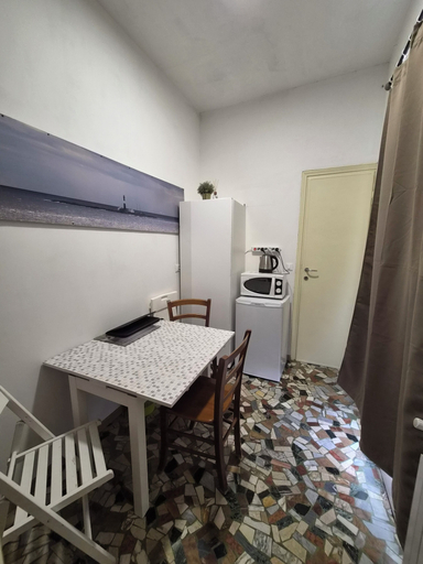 Private kitchenette 5, B&B Viareggio, Lucca
