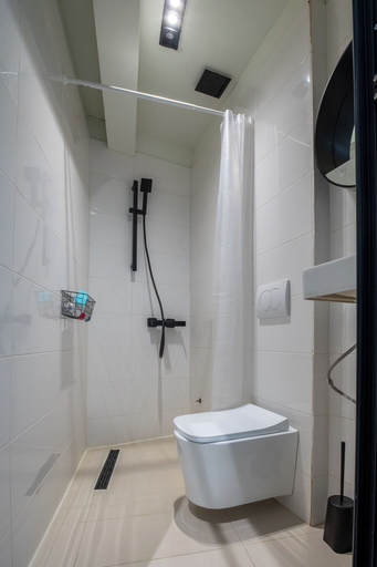 Bathroom 3, White and Wood Boutique Hotel