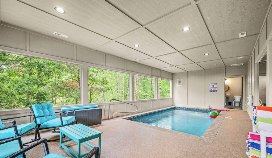 Room 3, Water Fox in Sevierville, Sevier