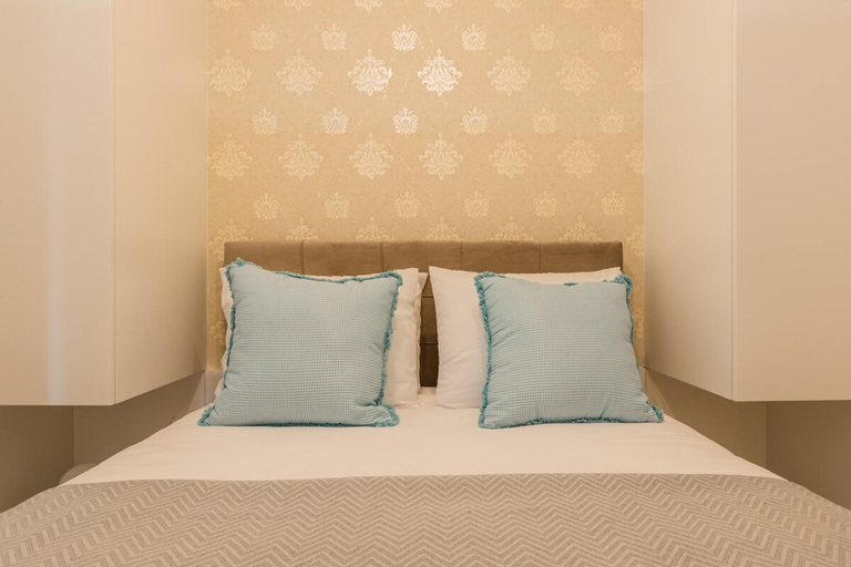 Bedroom 2, Santa Catarina Prime Studios, Porto