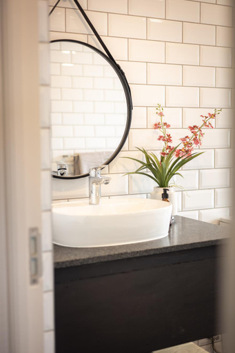Bathroom, Hermanus Waterfront Apartments, Overberg