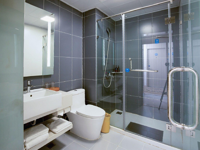 Bathroom 4, Hanting Hotel Chuangchun Renmin Da Street Northeast Normal University, Changchun