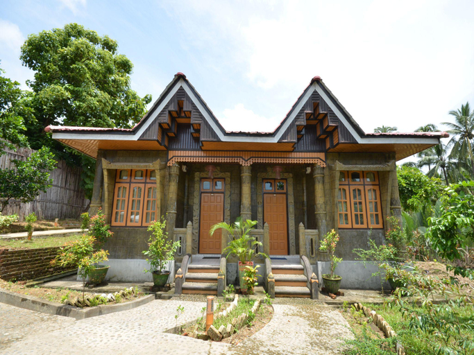 Exterior view 5, Shwe Thazin Hotel Mrauk U, Sittwe