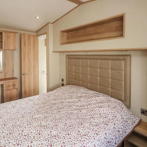Room 4, Caravansleeps6-freeparking-quietretreat-nature, Torbay