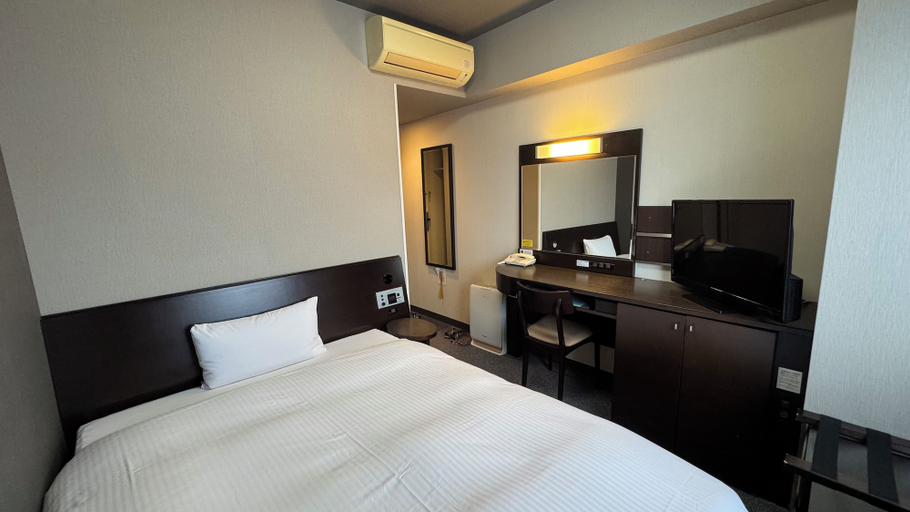 Bedroom 4, Hotel Route-Inn Gotenba Ekiminami, Gotemba