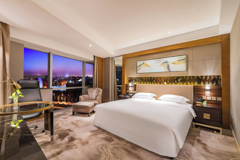 Bedroom 3, Lake View Hotel, Beijing