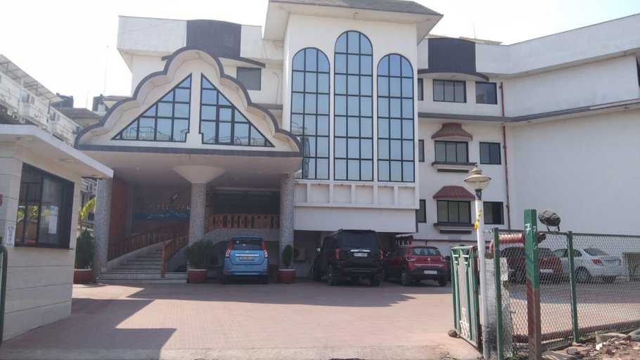 Exterior view, Hotel Princess Park, Daman